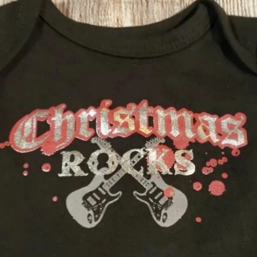 Christmas Rocks long sleeve baby onesie - Picture 2 of 5